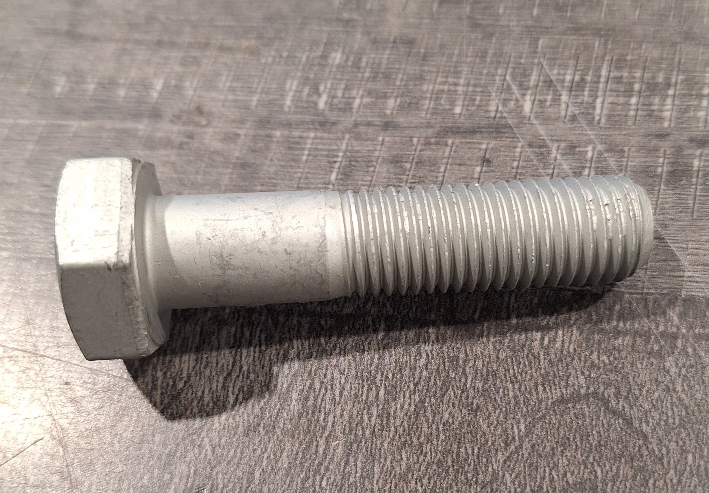 HEX BOLT M16X70 12.9 THREAD L=4                                                                               